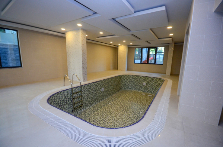 ALANYA MERKEZDE 2+1 EŞYALI GENİŞ SATILIK DAİRE