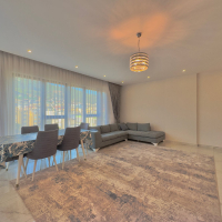 ALANYA MERKEZDE 2+1 EŞYALI GENİŞ SATILIK DAİRE